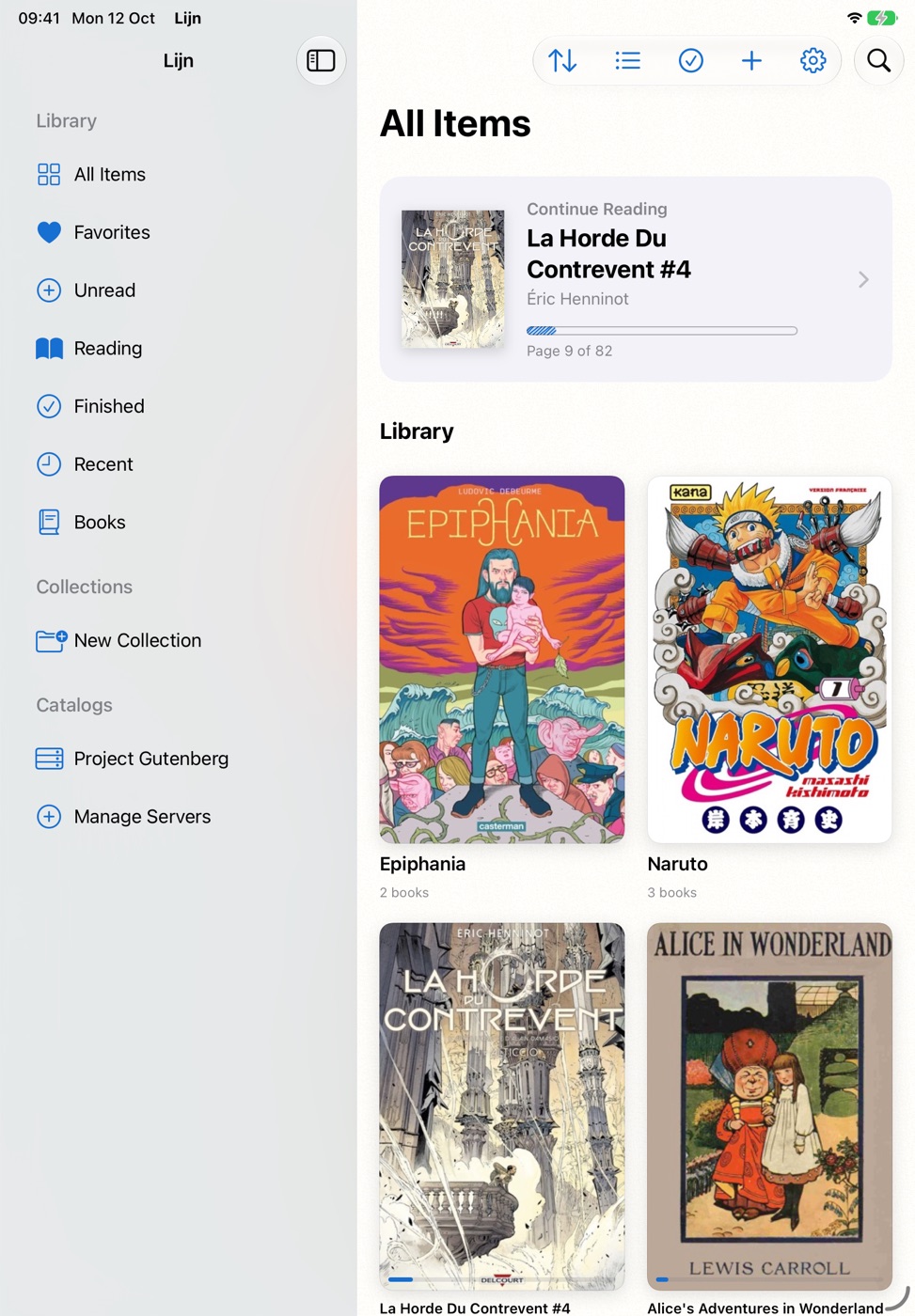 The Lijn library on iPad: Continue Reading above a shelf of BD, manga, and books